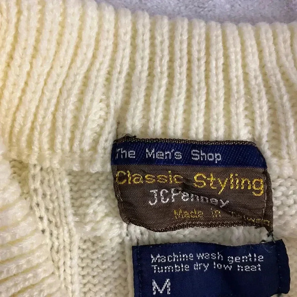 Vintage JCPenney Cream Cable Knit Crewneck Sweater Medium Pullover Patterned - Picture 2 of 5